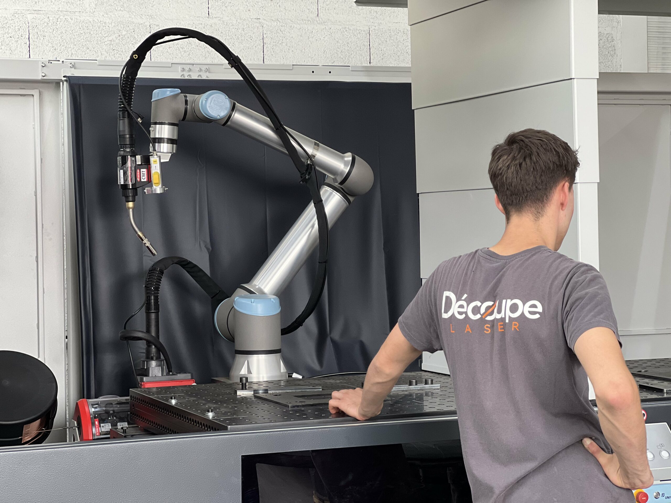 robot soudeur automatisé Découpe Laser