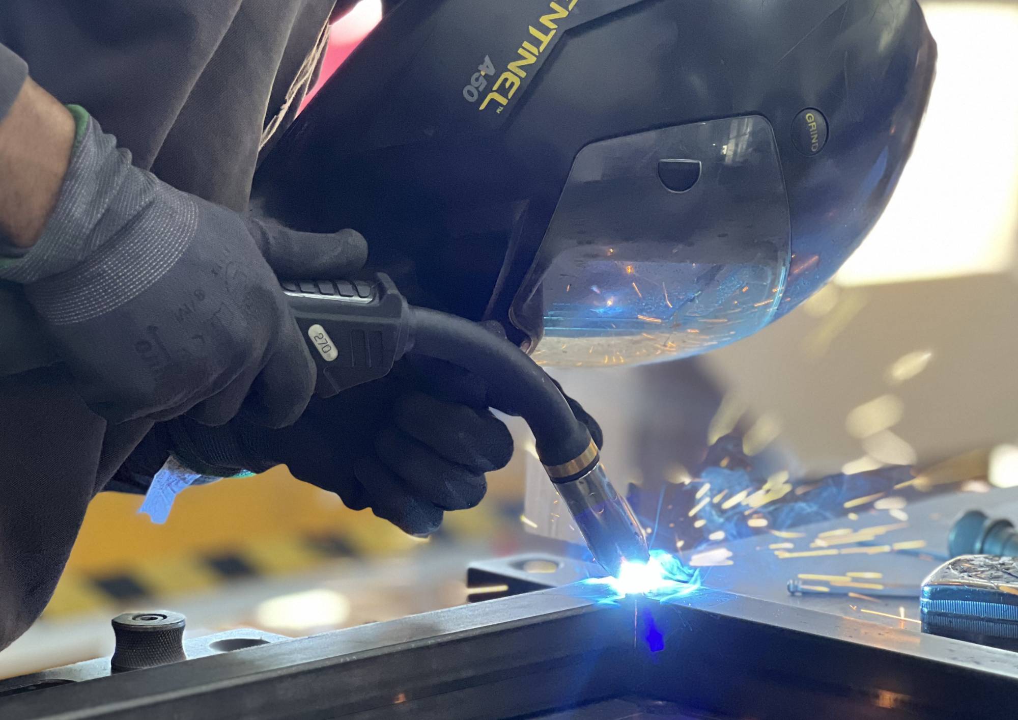 artisans serruriers découpe laser nice sur mesure